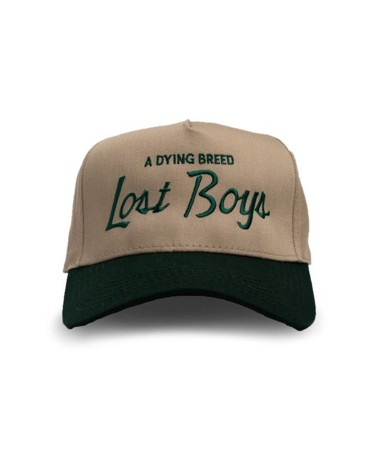 ”THE CLASSIC” SNAPBACK IN KHAKI/DARK GREEN